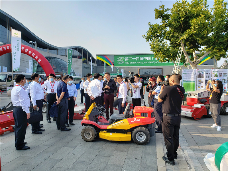 林果机械展现场