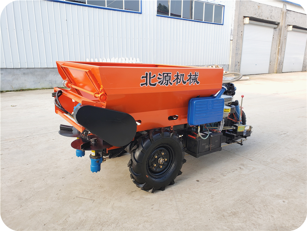 大棚小型扬粪机