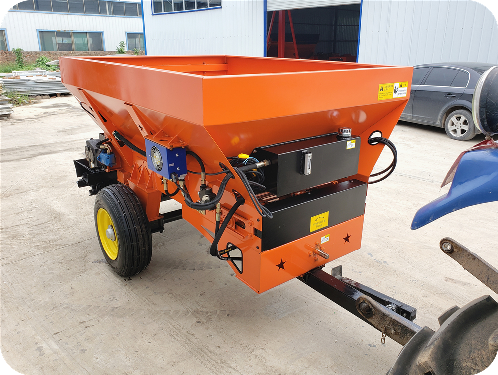 小型果园开沟施肥机