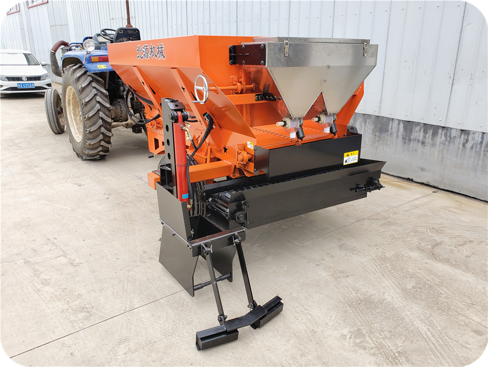 果树开沟施肥机