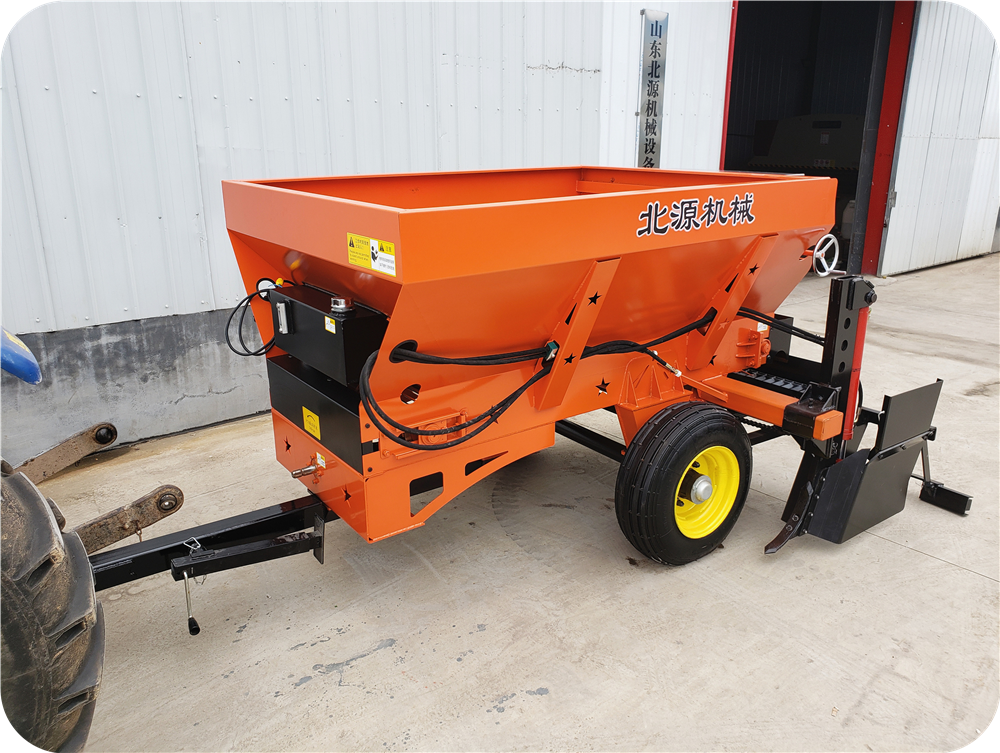 2立方果园厩肥施肥机