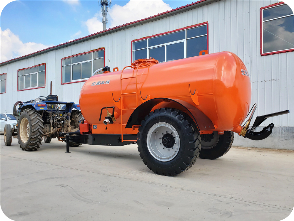 农村沼液施肥罐车