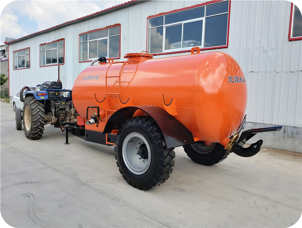 有机肥浇灌车