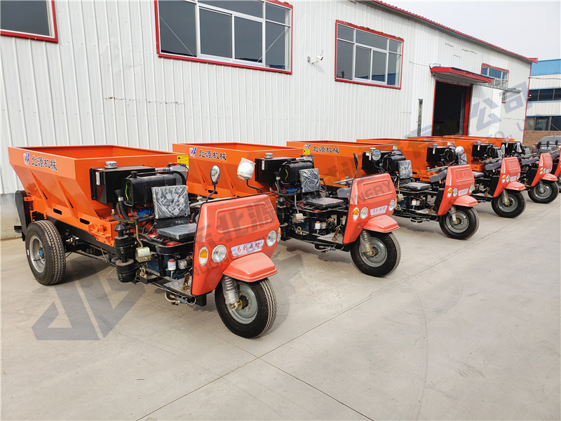 三轮撒粪车 三轮撒粪车