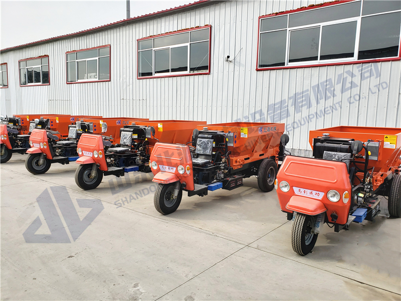 三轮撒粪车 三轮撒粪车