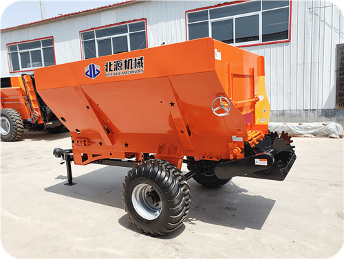 拖拉机牵引式固体有机肥抛撒机