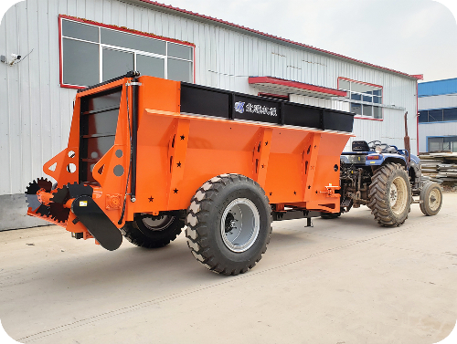 大型禽畜粪污撒粪车